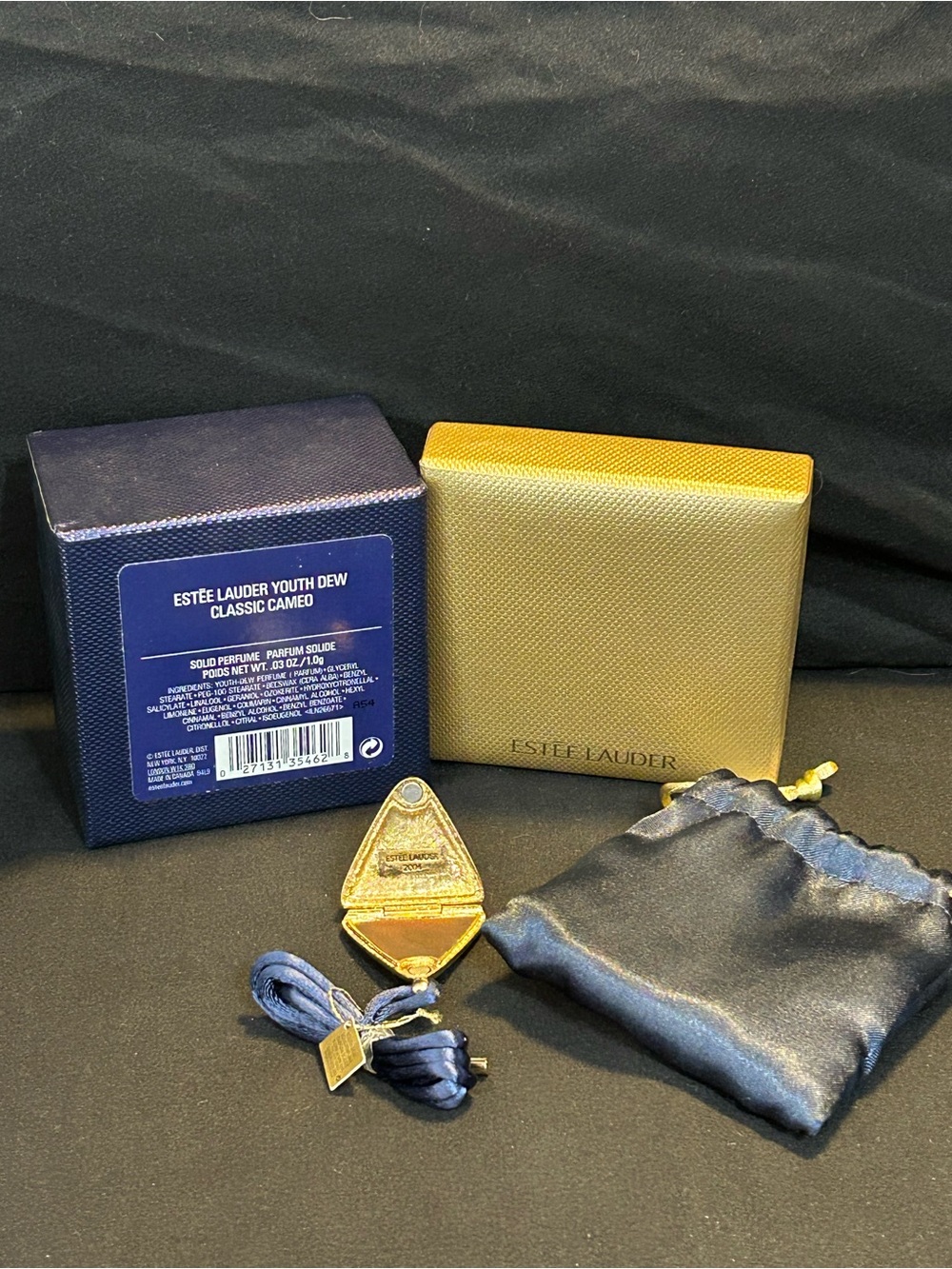 Estée Lauder 2004 Youth Dew Classic Cameo Solid Perfume Pendant Necklace Boxed